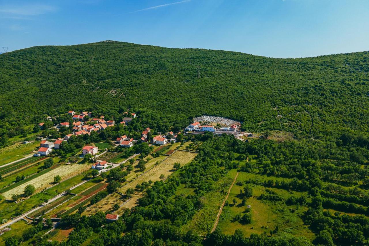 Villa On Stone Velika Cista  Екстер'єр фото