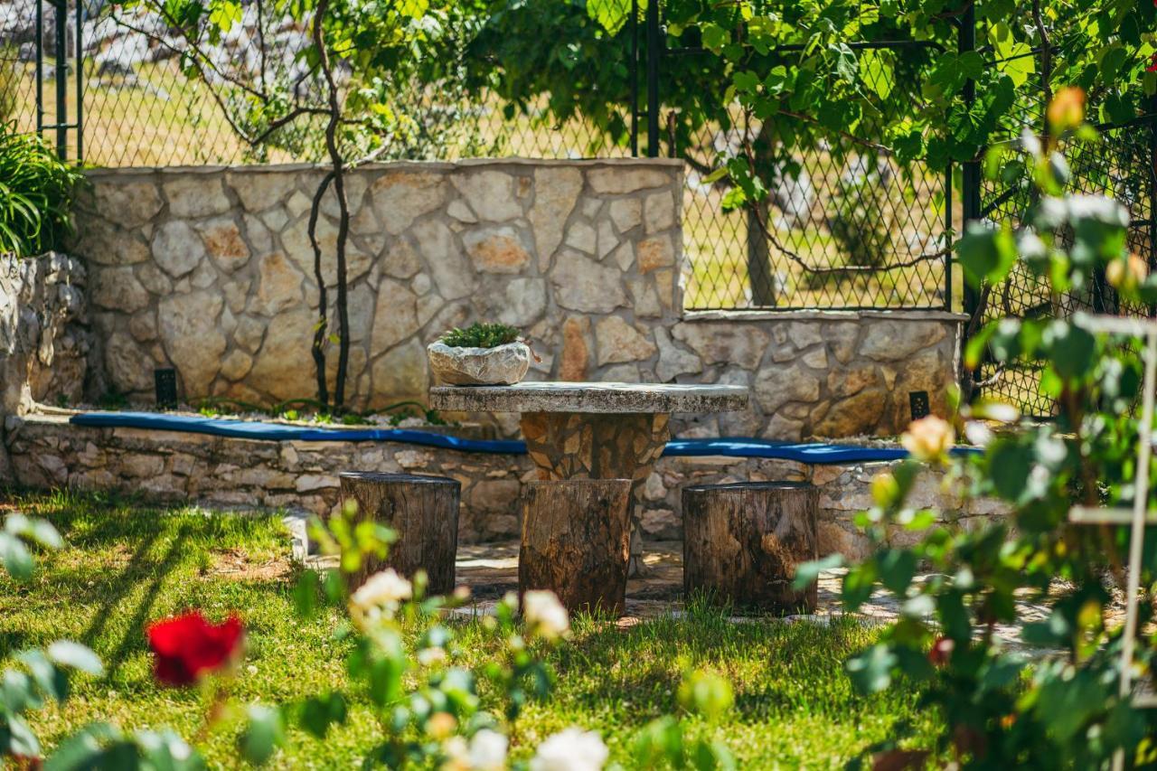 Villa On Stone Velika Cista  Екстер'єр фото